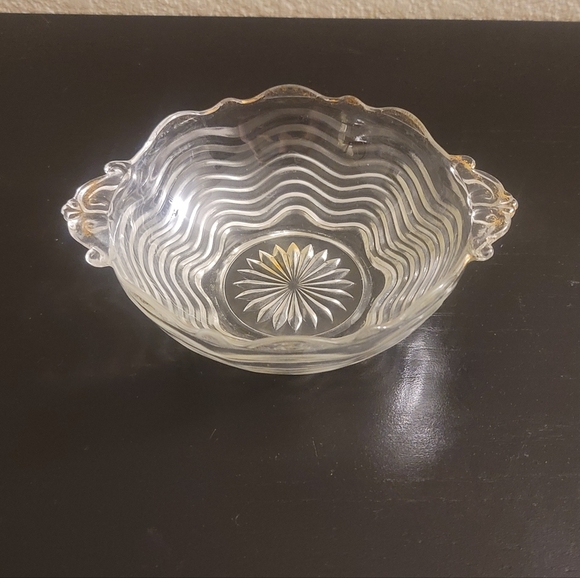Source Unknown Other - Wavy Ribbed Bowl